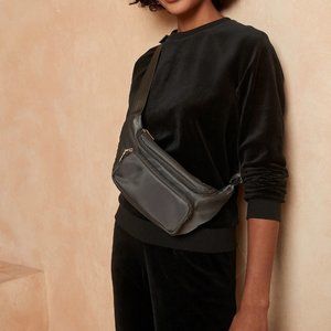 NWT Bana Rep Fac VELOUR SWEATSHIRT